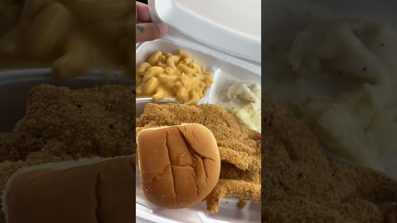 First time trying Lisa’s chicken pt.1(Texas)