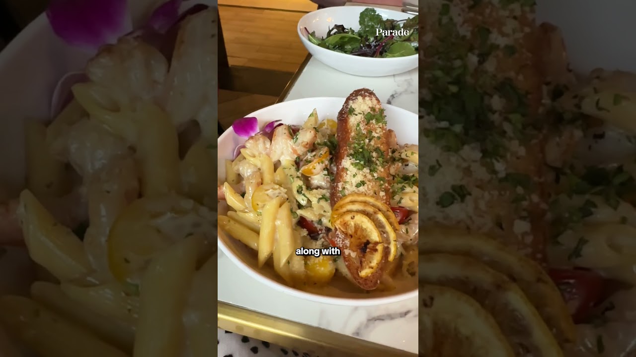 We tried the Sugar Factory special edition Mother's Day menu #sugarfactory