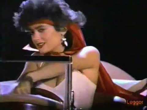 Salma Hayek in mexican TV commercial, Burger Boy, 1988