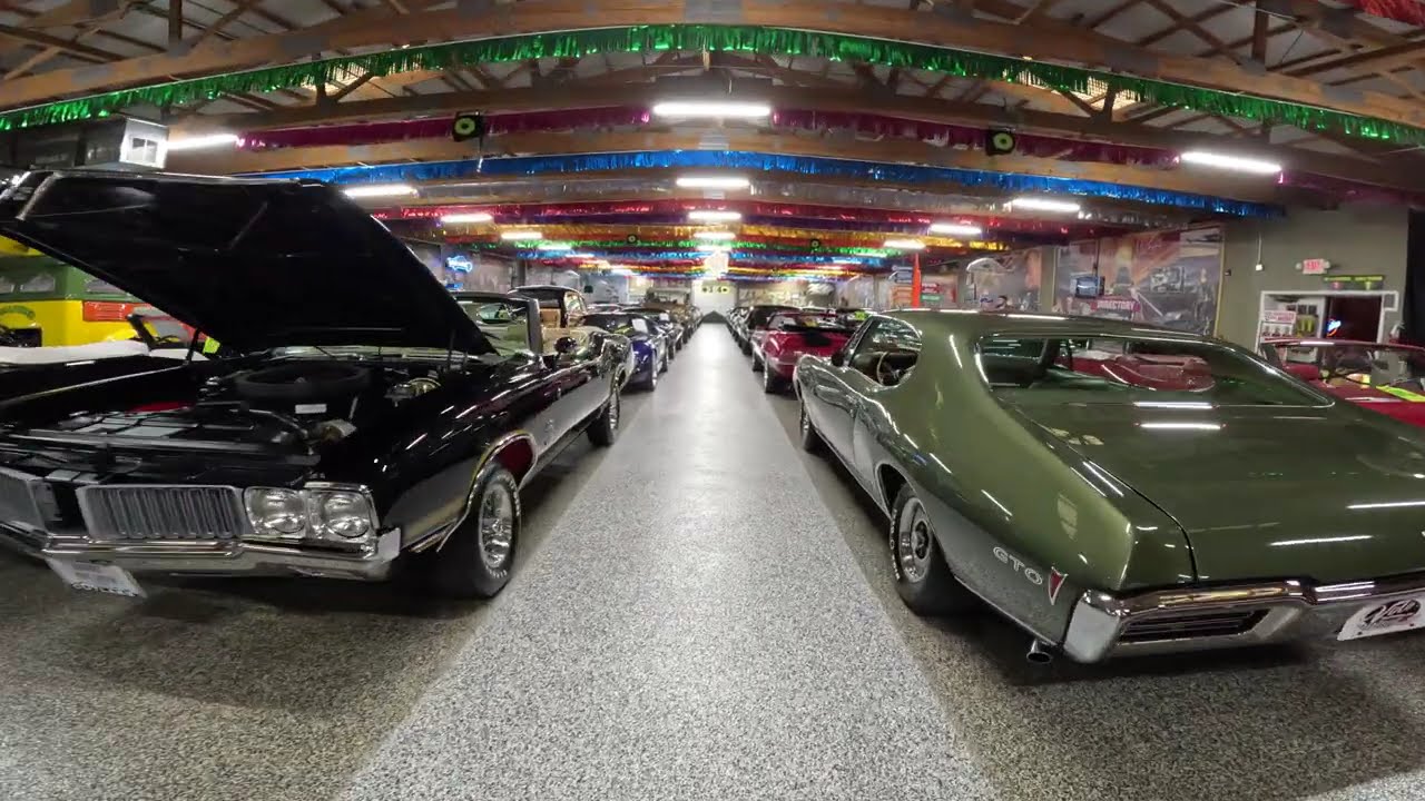 Volo Auto Museum Walking Tour 2025