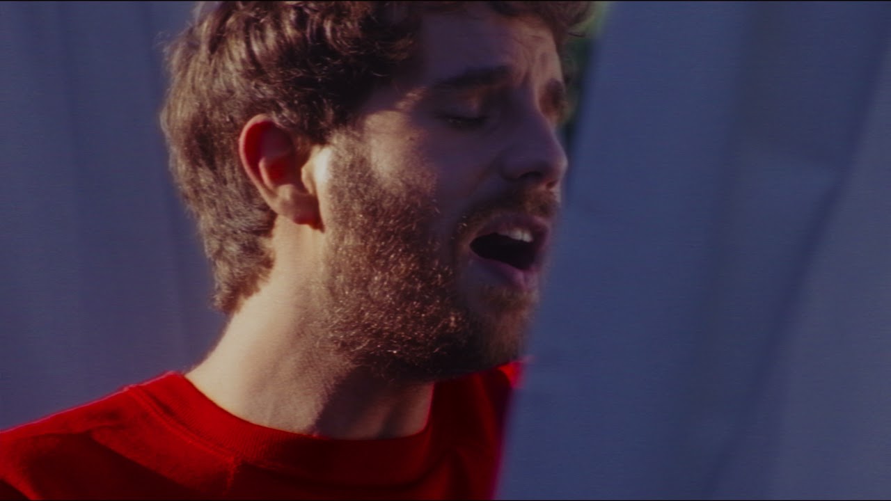 Ben Platt - I wanna love you but I don’t [Official Video]