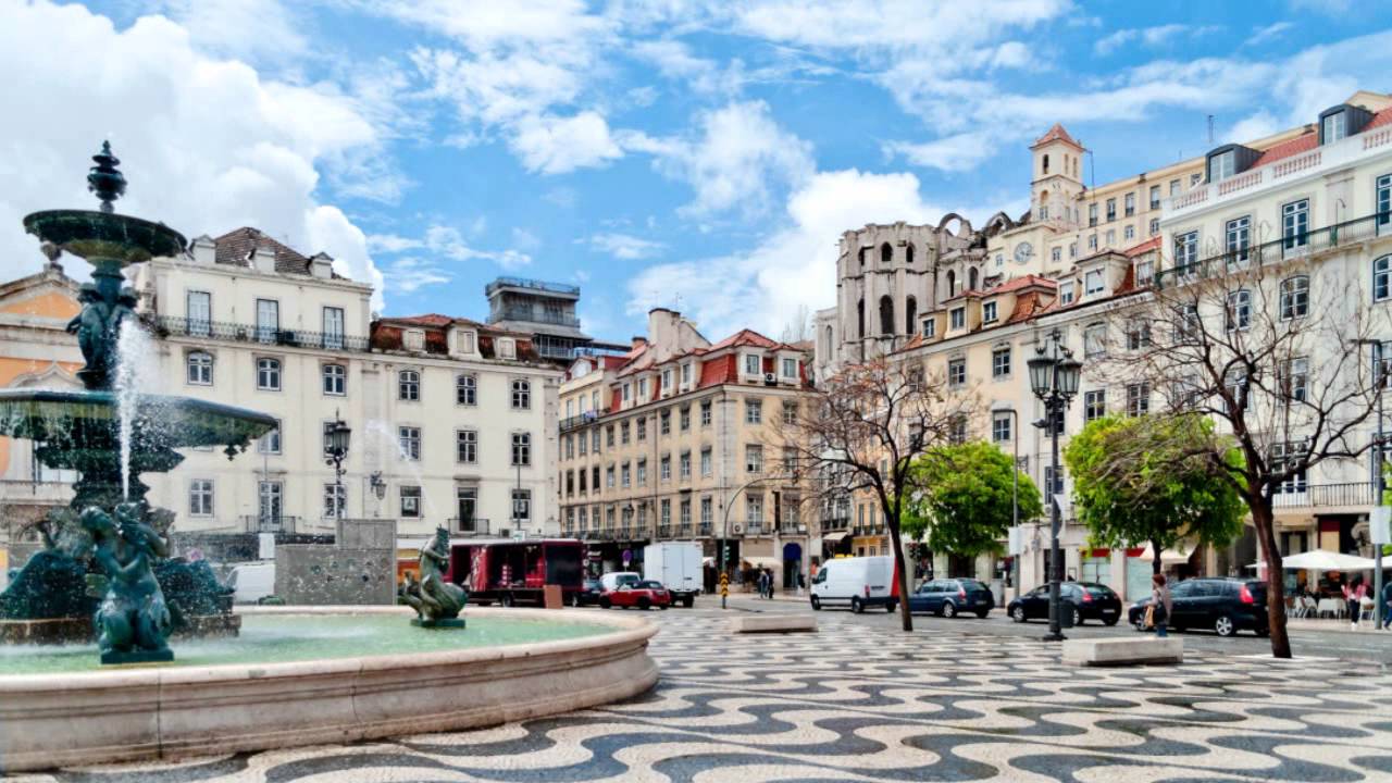 Best Time To Visit or Travel to Lisbon, Portugal