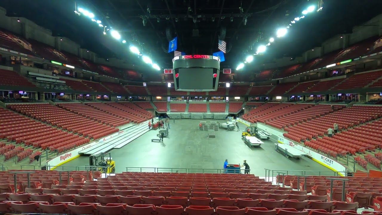 Kohl Center Changeover