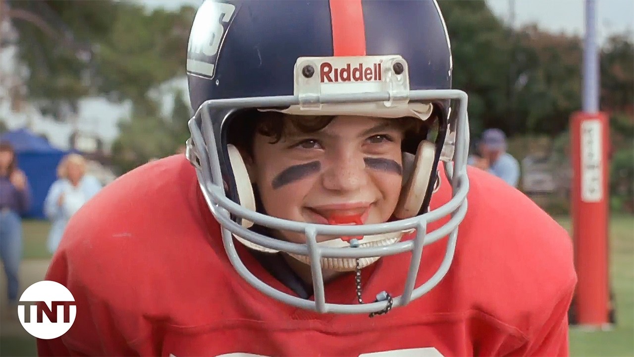 The Little Giants Beat the Cowboys [CLIP] | Little Giants | TNT