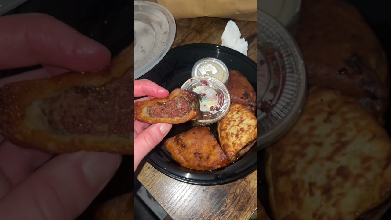12 Chairs| #vlog #nyc #food #nycfood #foodreview #funny #nycfoodie #nycvlog #foodie #shorts #yummy