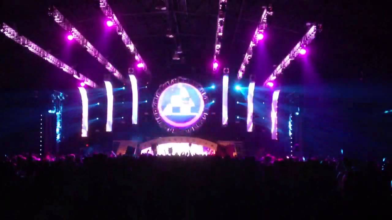 NOS Events Center, San Bernardino - 9/26/15