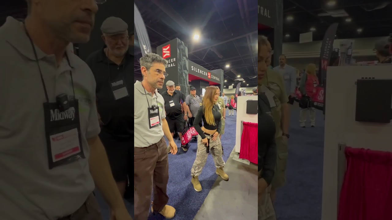 Booth babe at NRA gun show got mad skills