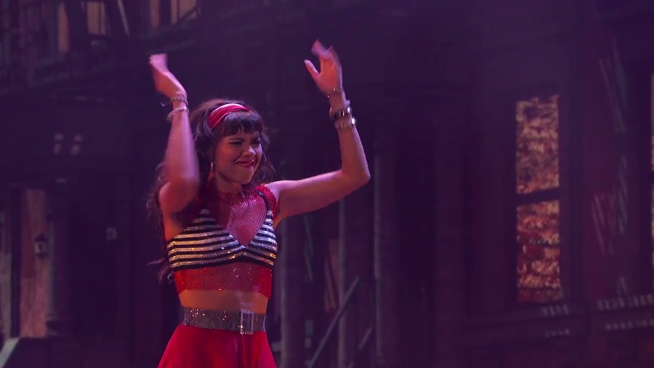 Xochitl Gomez’s Latin Night Salsa – Dancing with the Stars