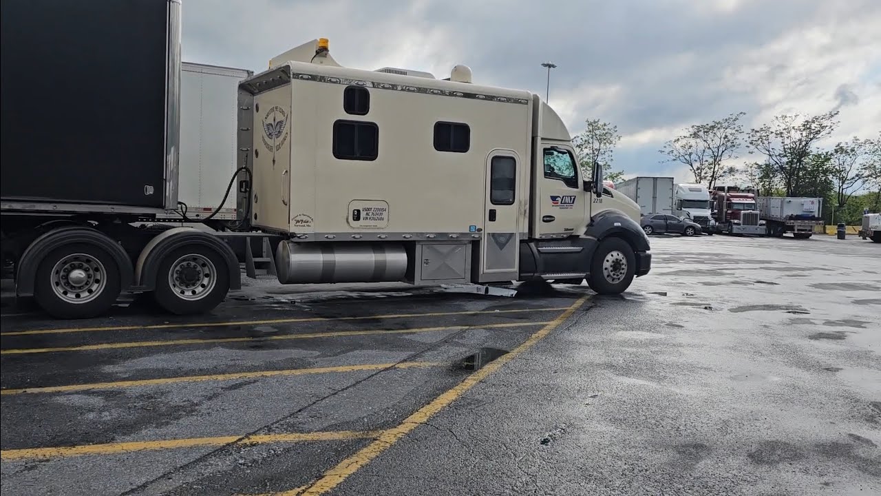 Amazing trucks at TA truck stop.#automobile #peterbilt #trucking #semitruck #trucker #truck