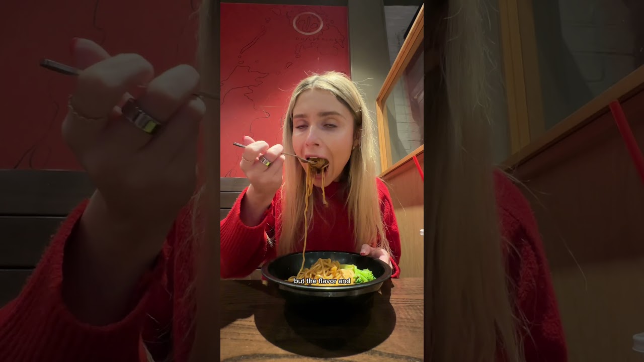 Pei Wei kids meal review! #kidsmeals #peiwei #foodreview #lomein #siracha #rootbeer